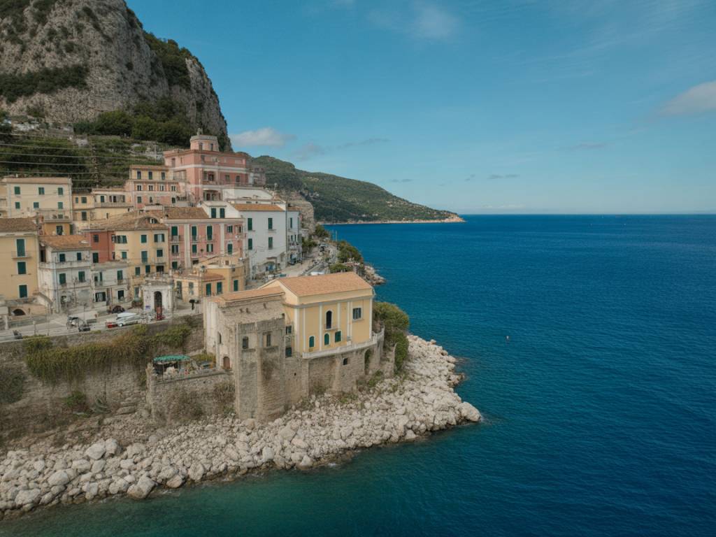 La Calabria sconosciuta: itinerario tra borghi fantasma, costa selvaggia e sapori autentici